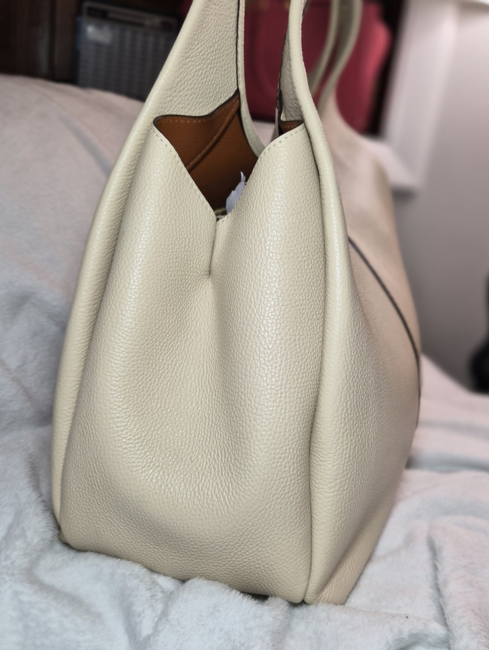 COACH Lana LARGE Shoulder Bag in Ivory Polished Pebble Leather - Picture 5 of 11